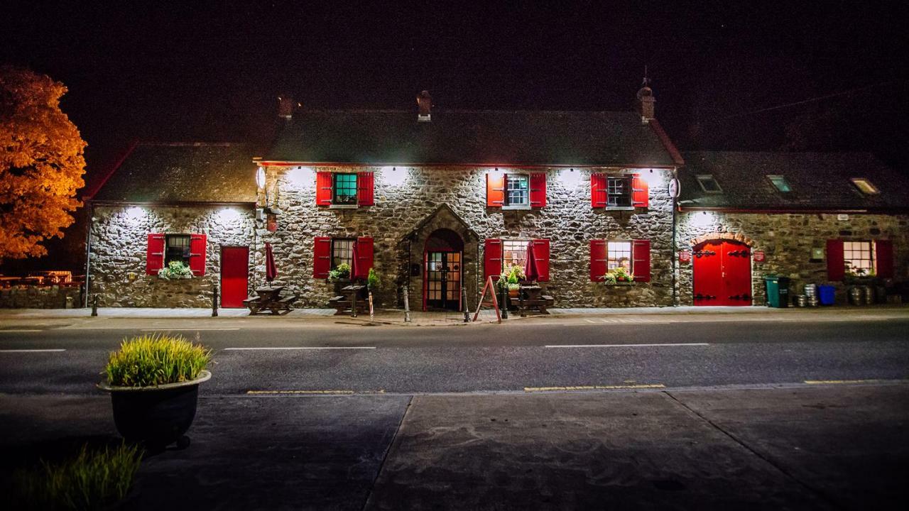 Mullinavat The Garrandarragh Inn מראה חיצוני תמונה